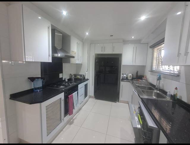 3 BEDROOM APARTMENT FOR SALE IN UMGENI PARK